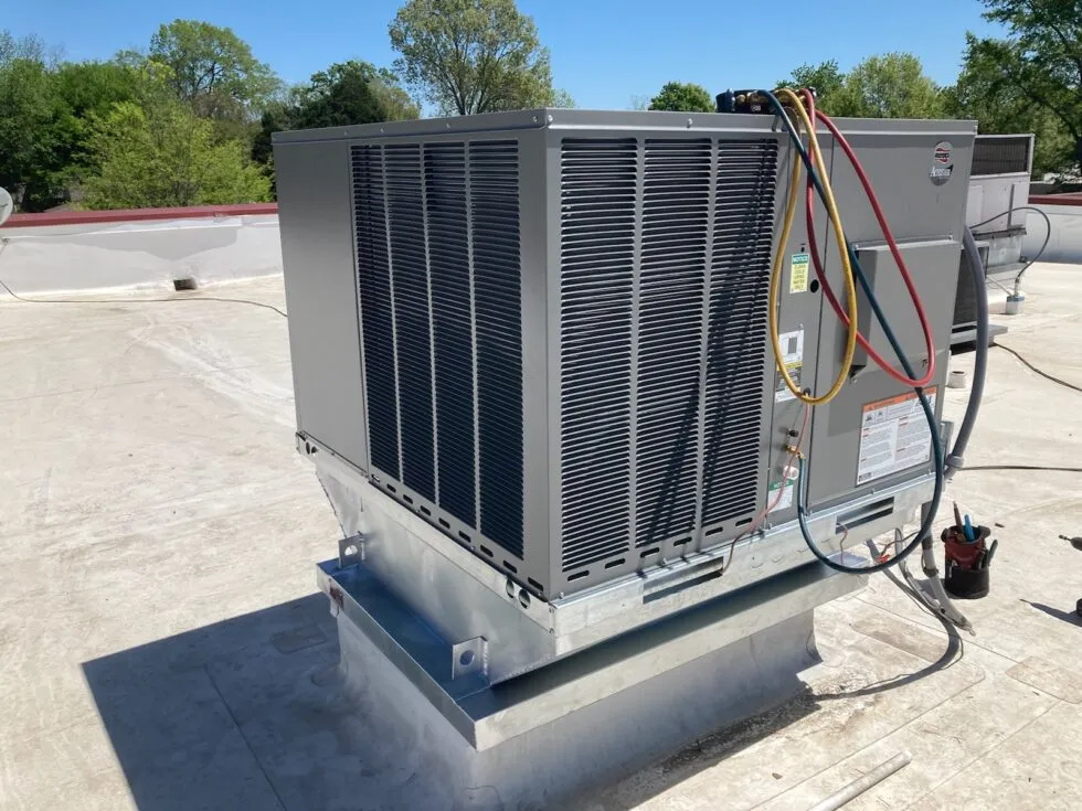 ROOF TOP UNIT INSTALLATION - Smith Brothers Heating & Air Conditioning